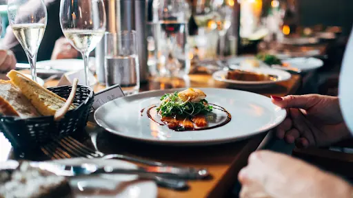 Another distinguishing feature of U Wang Young’s luxury hotel chain is its exceptional culinary offerings.